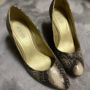 Wedge Kenneth Cole size 7.5